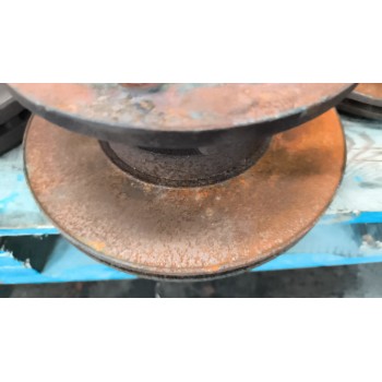 Recambio de buje delantero para nissan cabstar 01.04  cabina doble cabina doble referencia OEM IAM 402049X201  