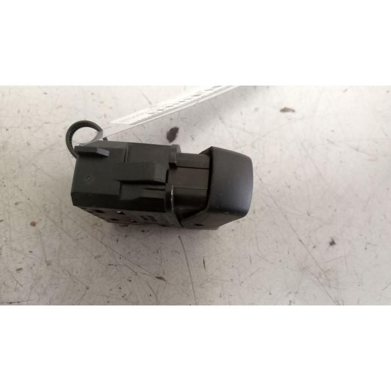 Recambio de interruptor para scania serie p/g/r (c-clase) 12.7 diesel referencia OEM IAM 1421850 3
