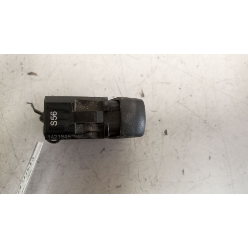 Recambio de interruptor para scania serie p/g/r (c-clase) 11.7 diesel referencia OEM IAM 1421845 2