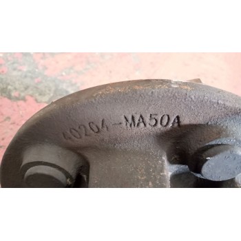 Recambio de buje delantero para renault maxity referencia OEM IAM 40204ma50a  