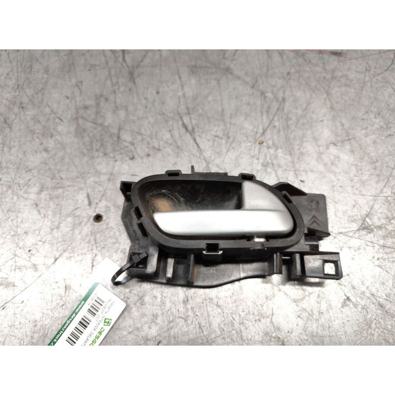 Recambio de maneta interior delantera derecha para peugeot 207 x-line referencia OEM IAM 303965  