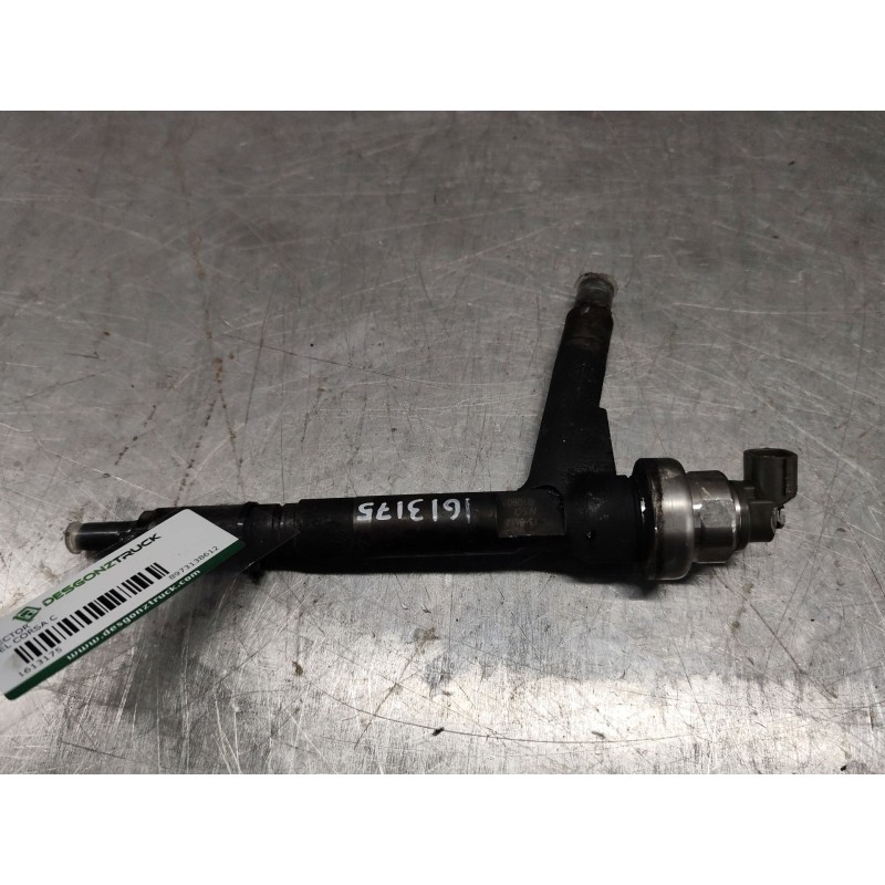 Recambio de inyector para opel corsa c blue line referencia OEM IAM 8973138612  