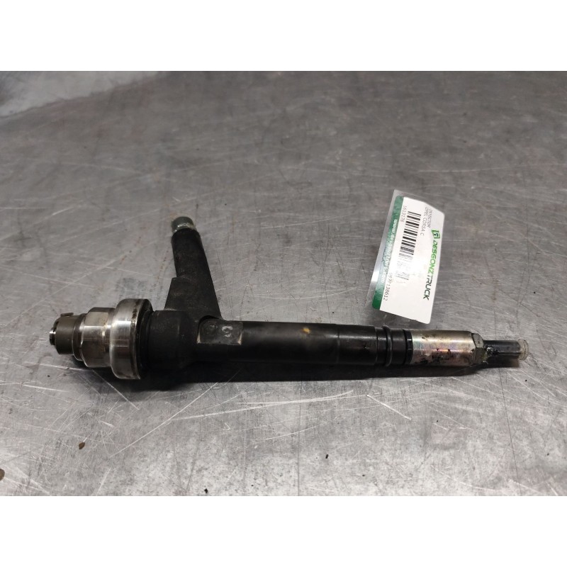 Recambio de inyector para opel corsa c blue line referencia OEM IAM 8973138612  