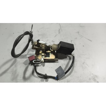 Recambio de cerradura puerta delantera derecha para renault magnum ab diesel referencia OEM IAM 7482280160  