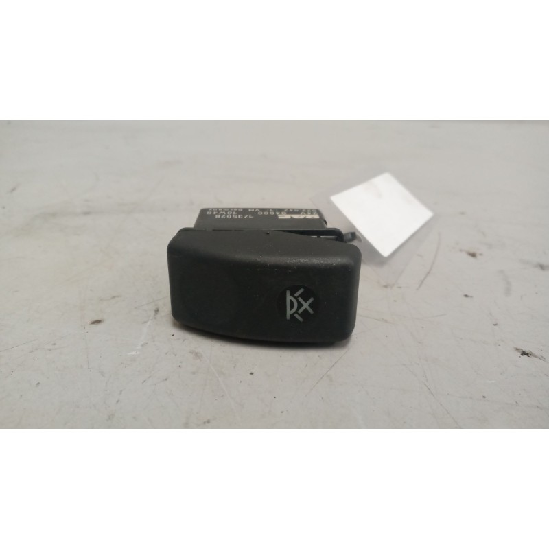 Recambio de interruptor para daf serie xf105.xxx 12.9 diesel referencia OEM IAM 1735028  