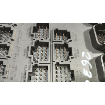 Recambio de caja reles / fusibles para renault magnum ab diesel referencia OEM IAM 7421464562  