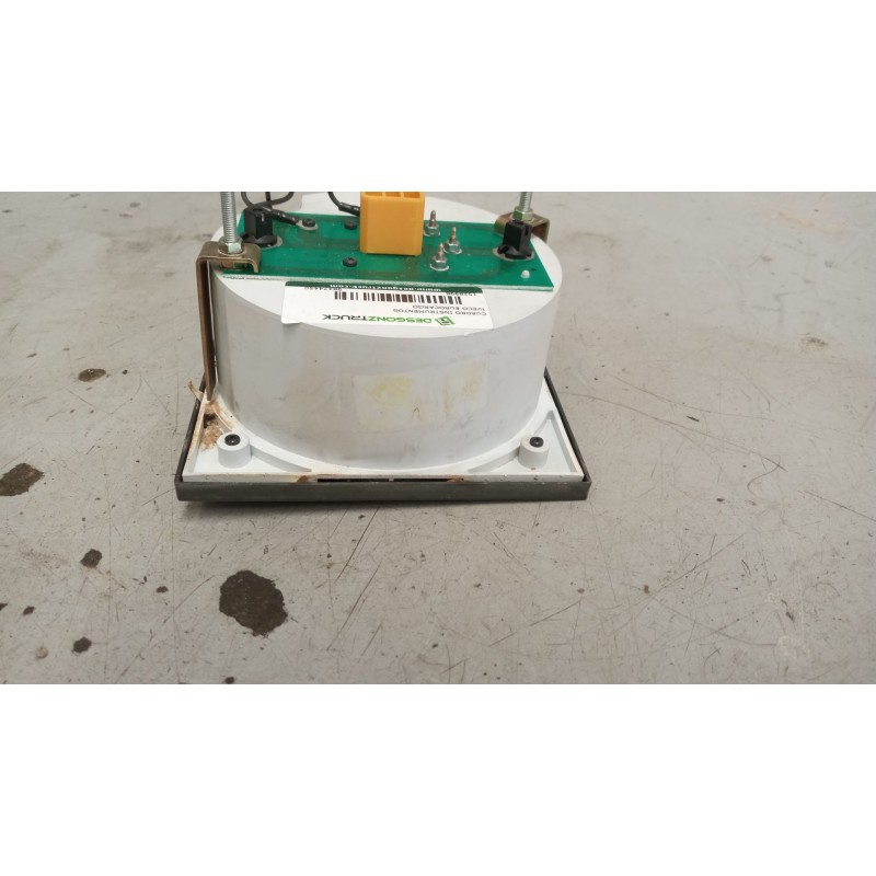 Recambio de cuadro instrumentos para iveco eurocargo 3.9 diesel referencia OEM IAM 98474450  CUENTA REVOLUCIONES - Blanco 3
