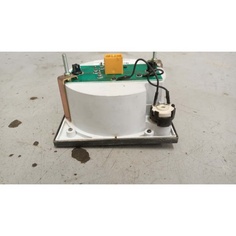 Recambio de cuadro instrumentos para iveco eurocargo 3.9 diesel referencia OEM IAM 98474450  CUENTA REVOLUCIONES - Blanco 5