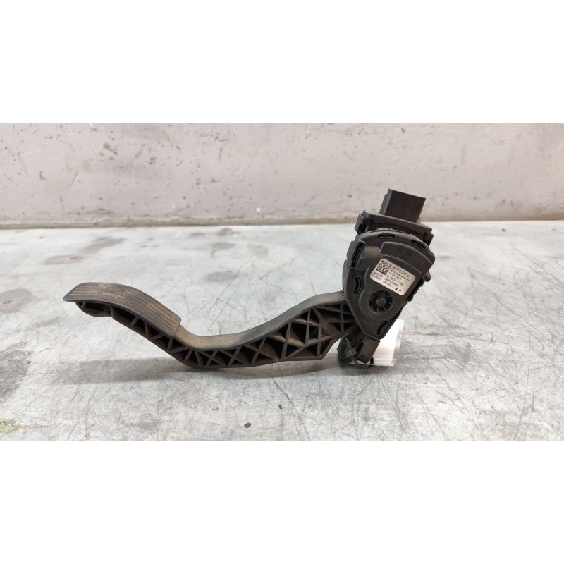 Recambio de pedal acelerador para peugeot 207 x-line referencia OEM IAM 9671433780  