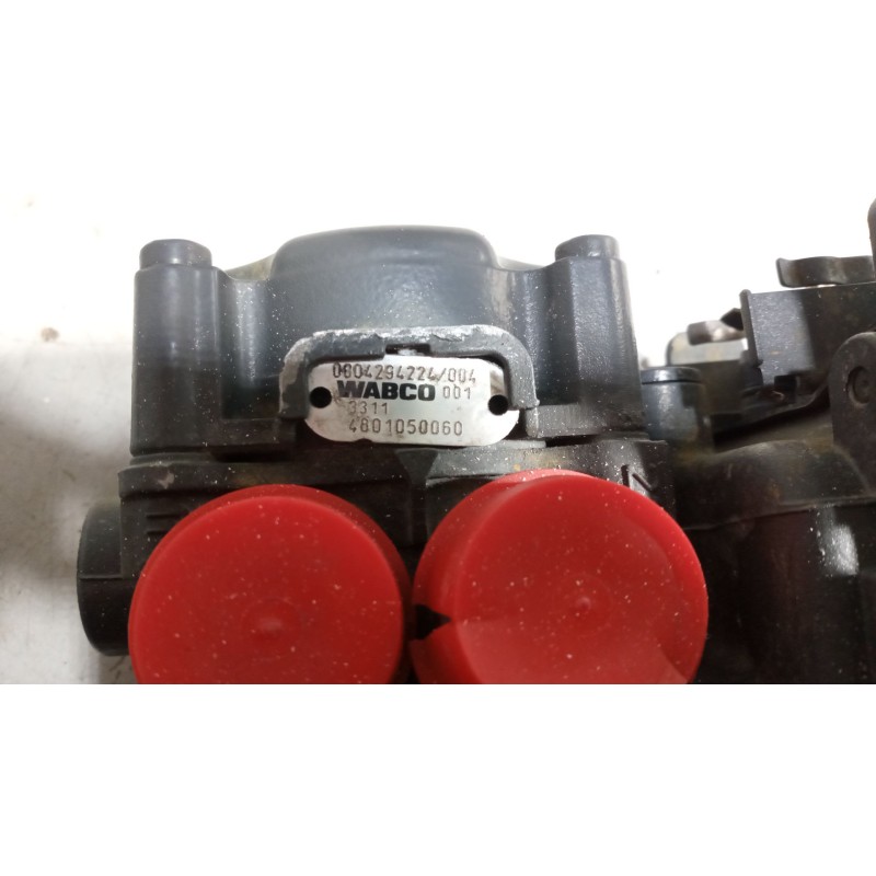 Recambio de valvula aire para mercedes-benz atego 4 cyl. 4x2 2005  4.3 diesel (om 904 la) referencia OEM IAM 0004294224 VALVULA - Blanco 2