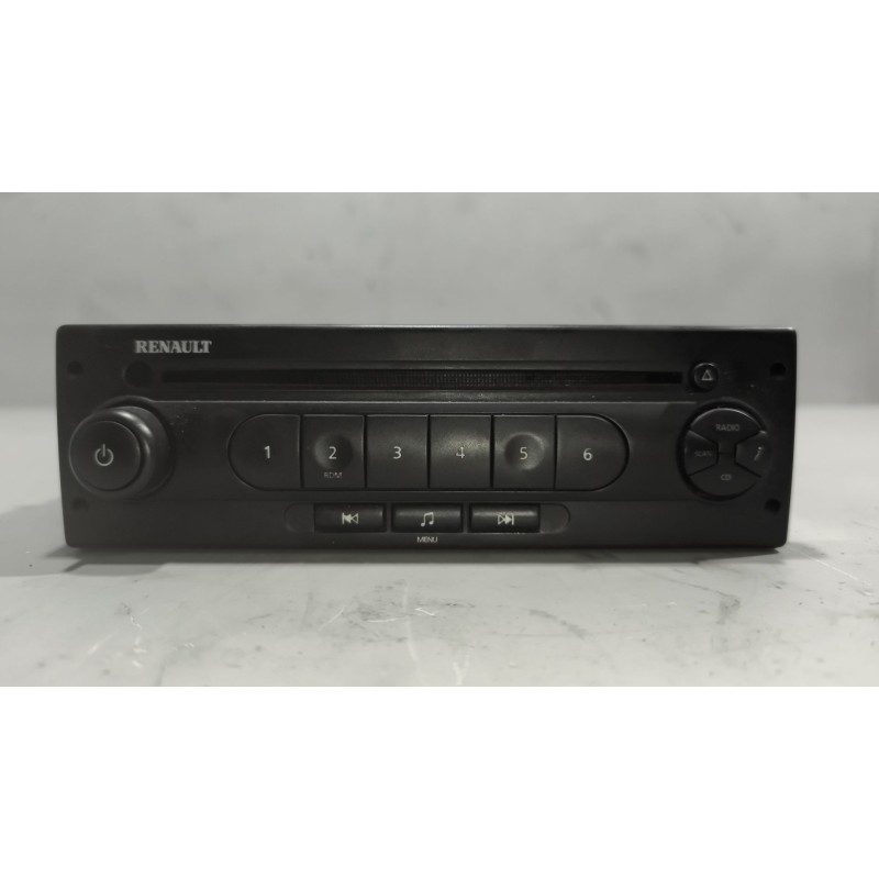 Recambio de sistema audio / radio cd para renault magnum ab diesel referencia OEM IAM 7421819272 28261016 
