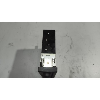 Recambio de sistema audio / radio cd para renault magnum ab diesel referencia OEM IAM 7421819272 28261016 