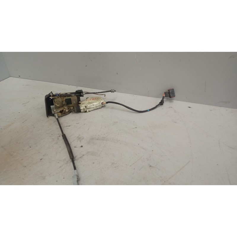 Recambio de cerradura puerta delantera izquierda para daf serie lf55.xxx desde 06 referencia OEM IAM   