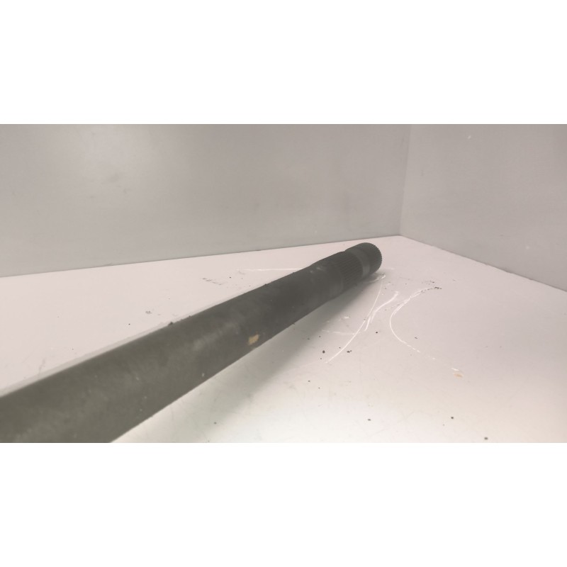 Recambio de palier para renault serie t 12.8 diesel referencia OEM IAM 7420836831 2