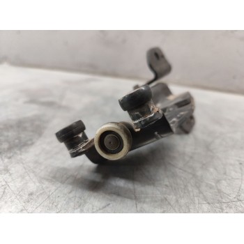 Recambio de soporte / guia puerta corredera para fiat doblo ii (152) easy referencia OEM IAM 52091124  