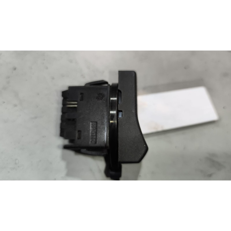 Recambio de interruptor para renault magnum ab diesel referencia OEM IAM 5010589017 - Azul 3