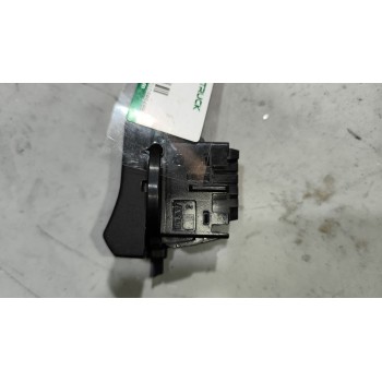 Recambio de interruptor para renault magnum ab diesel referencia OEM IAM 5010589488  
