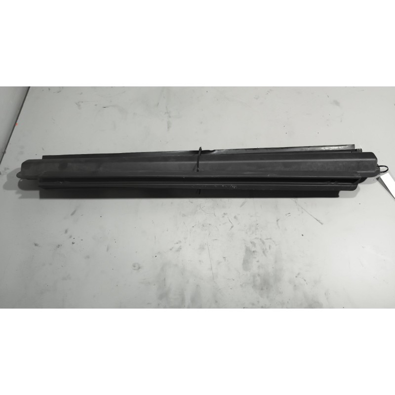 Recambio de cortina puerta derecha para renault magnum ab diesel referencia OEM IAM   