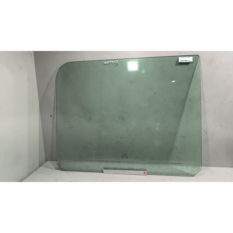 Recambio de luna delantera derecha para renault magnum ab diesel referencia OEM IAM 7421017125  