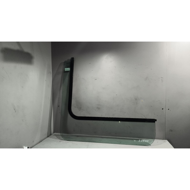 Recambio de luna custodia delantera derecha para renault magnum ab diesel referencia OEM IAM 7421011922  