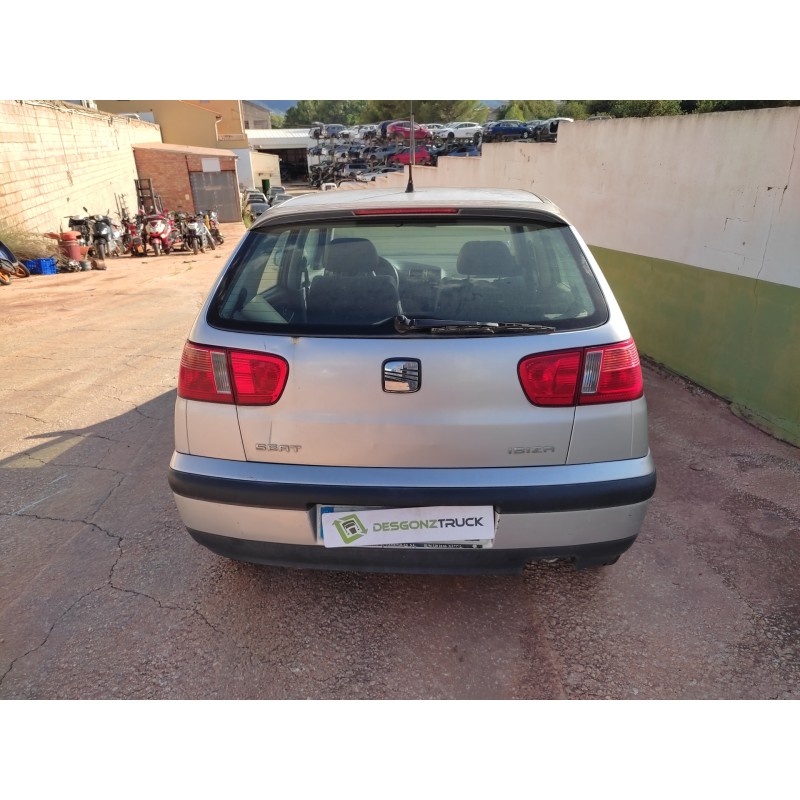 seat ibiza (6k1) del año 2001