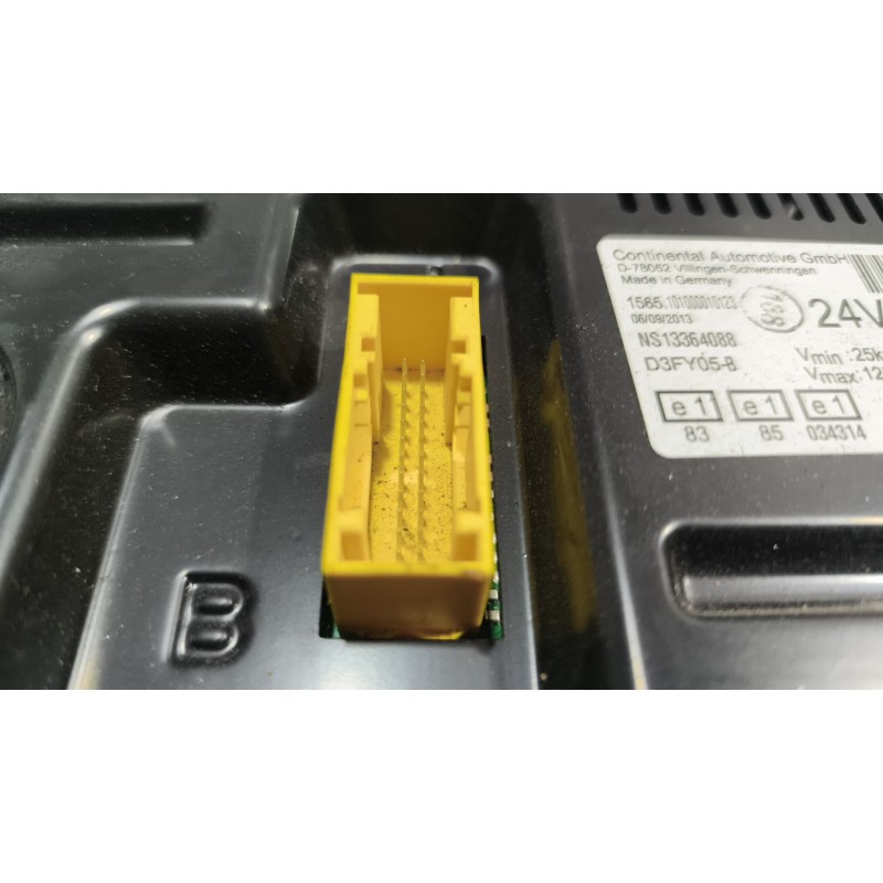 Recambio de cuadro instrumentos para renault midlum fg 220.10 e5 corto referencia OEM IAM 7421573669 - Blanco 10