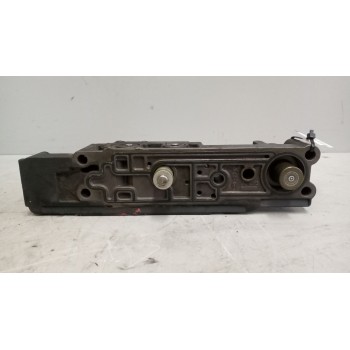 Recambio de valvula aire para renault magnum ab 2005 12.8 diesel referencia OEM IAM 0501215441 valvula selector caja cambios 