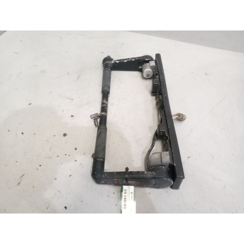 Recambio de brazo retrovisor derecho para renault magnum ab 2005 12.0 diesel referencia OEM IAM   