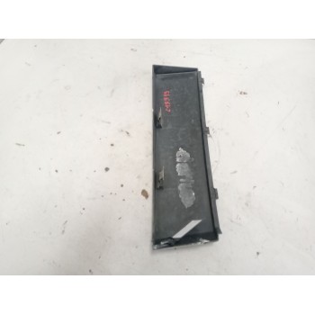Recambio de molduras delanteras para renault magnum ab 2005 12.0 diesel referencia OEM IAM 5010468808  DERECHA