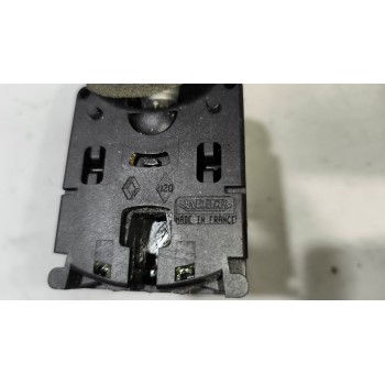Recambio de mando intermitentes para renault midlum fg xxx.10    e5 corto referencia OEM IAM 5010589560  