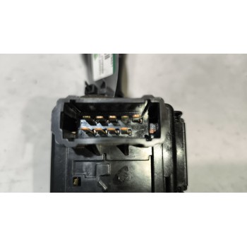 Recambio de mando intermitentes para renault midlum fg xxx.10    e5 corto referencia OEM IAM 5010589560  