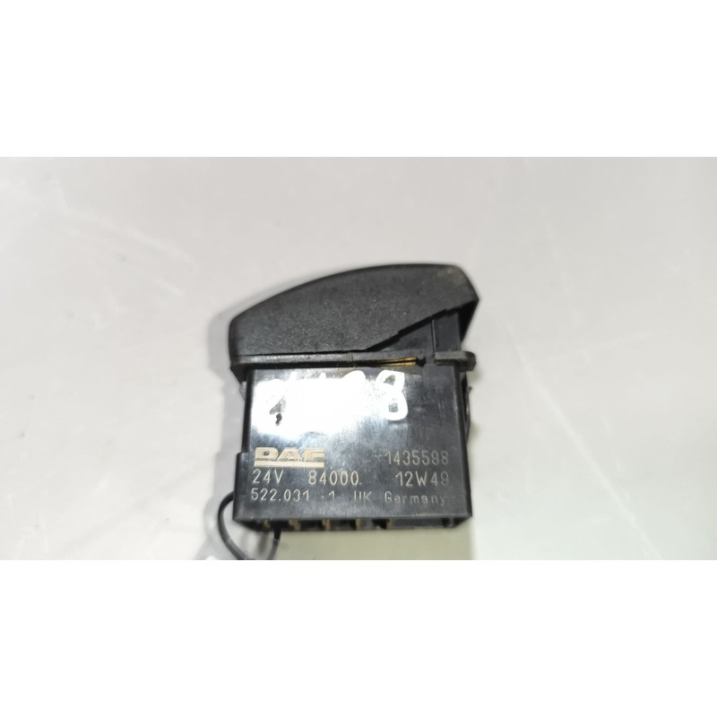 Recambio de interruptor para daf serie xf105.460 12.9 diesel referencia OEM IAM 1435598 - Blanco 5