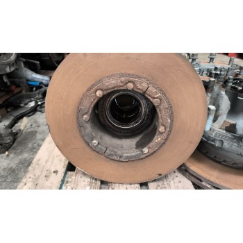 Recambio de buje trasero izquierdo para renault serie t 12.8 diesel referencia OEM IAM 7485107753 7420557646 7421328206