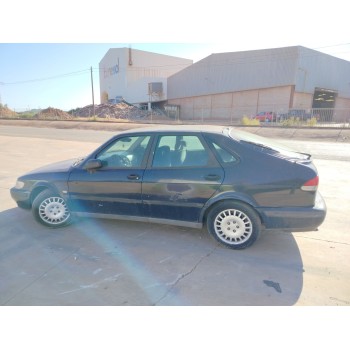 saab 9-3 berlina del año 1999