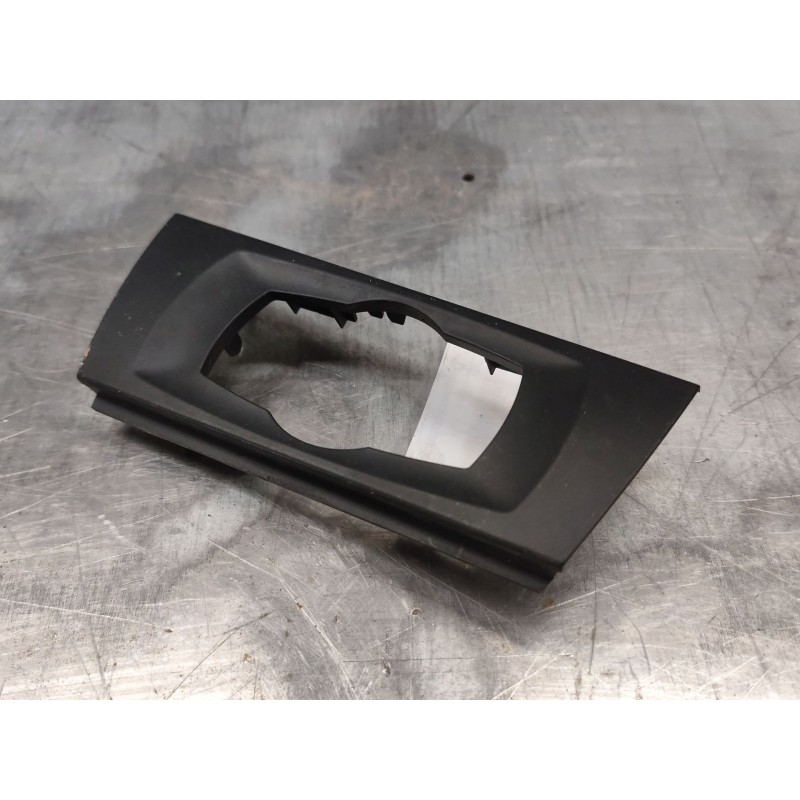 Recambio de moldura para bmw 3 (e90) 320 d referencia OEM IAM 693870203227  
