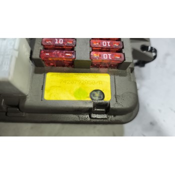 Recambio de caja reles / fusibles para daf serie lf45.xxx desde 06 6.7 diesel referencia OEM IAM 7420792050  