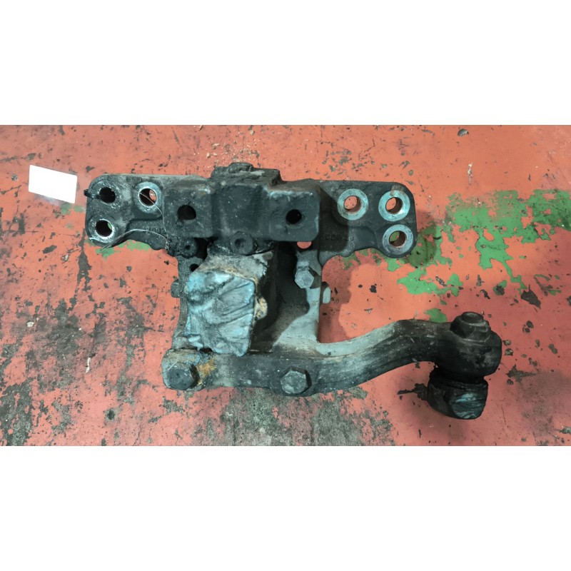 Recambio de mangueta delantera derecha para mercedes-benz atego 4 cyl. 4x2 2005  4.3 diesel (om 904 la) referencia OEM IAM A9703 - Blanco