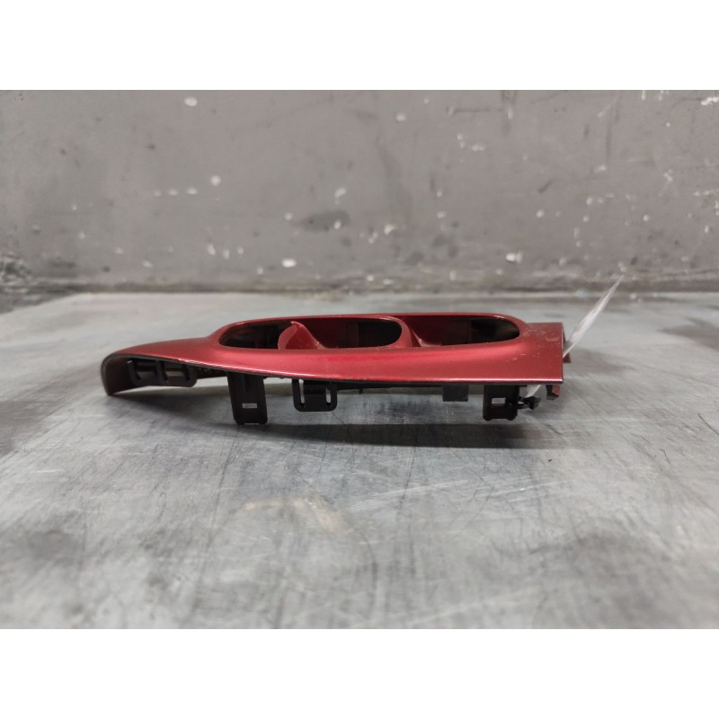 Recambio de moldura mando elevalunas delantero izquierdo para nissan juke (f15) 1.5 dci referencia OEM IAM 809611KM3A - Negro 3