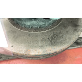 Recambio de buje delantero para renault magnum ab 2005 12.8 diesel referencia OEM IAM 7421022433  
