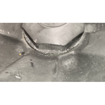 Recambio de buje delantero para renault magnum ab 2005 12.8 diesel referencia OEM IAM 7421022433  