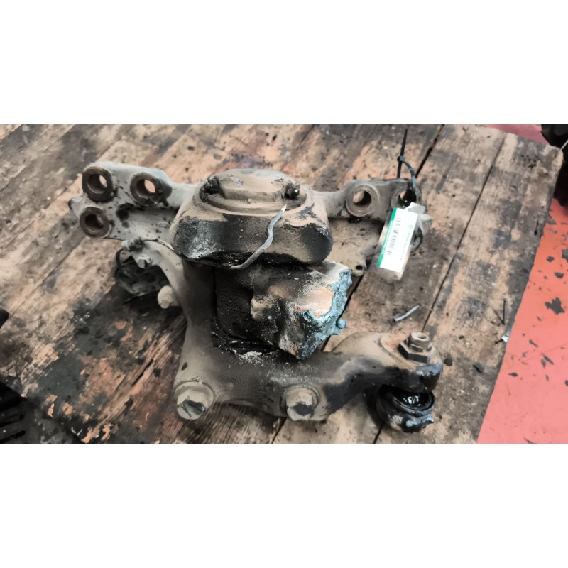 Recambio de mangueta delantera derecha para renault premium lander 10.8 diesel referencia OEM IAM 7420556298 20556298 