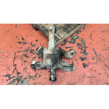 Recambio de mangueta delantera izquierda para renault premium lander 10.8 diesel referencia OEM IAM 7420556298 7485133870 205562