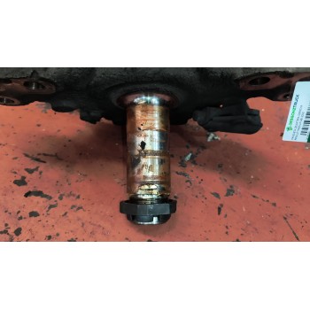 Recambio de mangueta delantera derecha para renault magnum ab 2005 12.8 diesel referencia OEM IAM 7420556298 20556298 