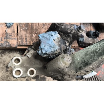 Recambio de mangueta delantera izquierda para renault magnum ab 2005 12.8 diesel referencia OEM IAM 7420556298 20556298 