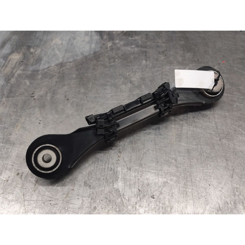 Recambio de brazo suspension superior trasero derecho para bmw 1 (e87) 120 d referencia OEM IAM 679254404  