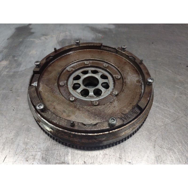 Recambio de volante motor para citroën jumpy hdi 120 27 l1h1 furg. referencia OEM IAM - Blanco 2