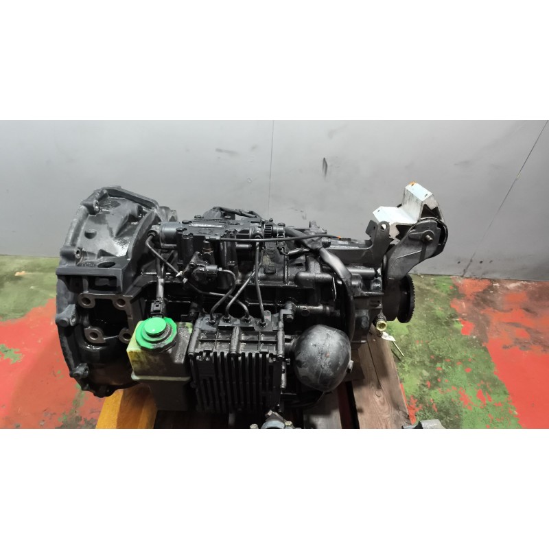 Recambio de caja cambios para renault midlum fg 220.10 e5 corto referencia OEM IAM 6AS800TO 1316061015 7421117209 - Blanco