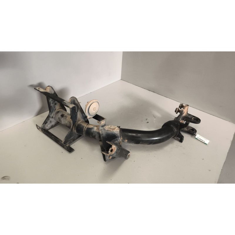 Recambio de soporte para renault midlum fg 220.10 e4 cabina doble referencia OEM IAM 5010496742 - Blanco 3