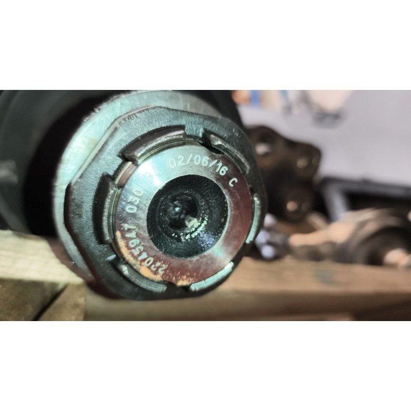 Recambio de mangueta delantera izquierda para renault serie t 12.8 diesel referencia OEM IAM 7422045947 22045947 2