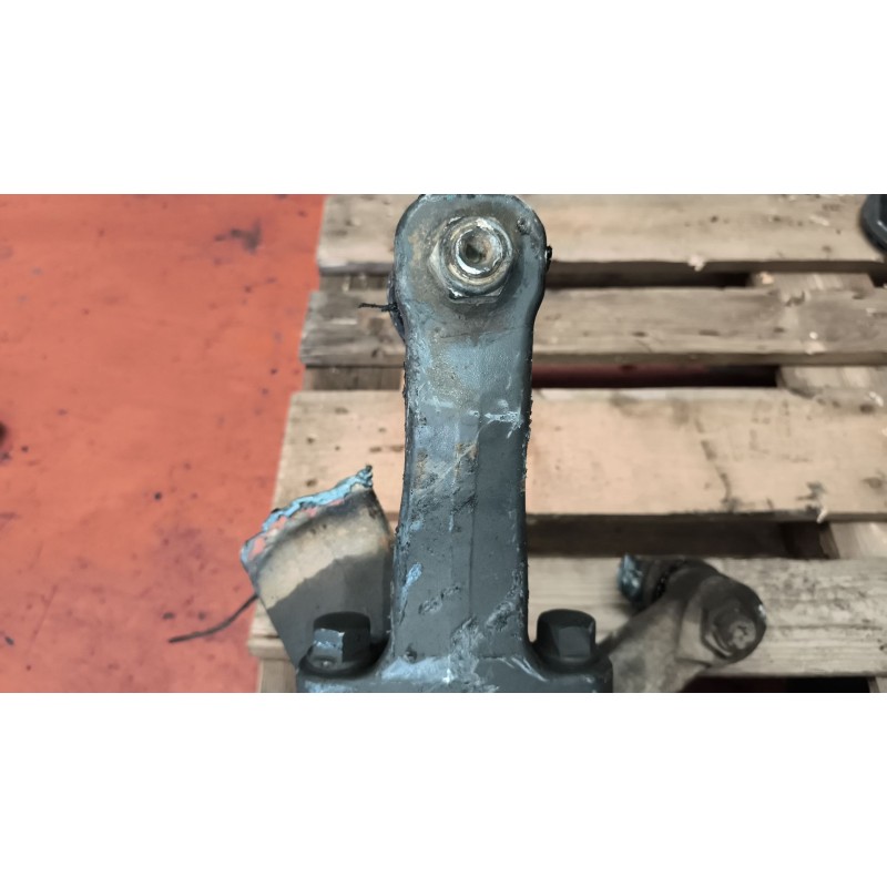 Recambio de mangueta delantera izquierda para renault serie t 12.8 diesel referencia OEM IAM 7422045947 22045947 4